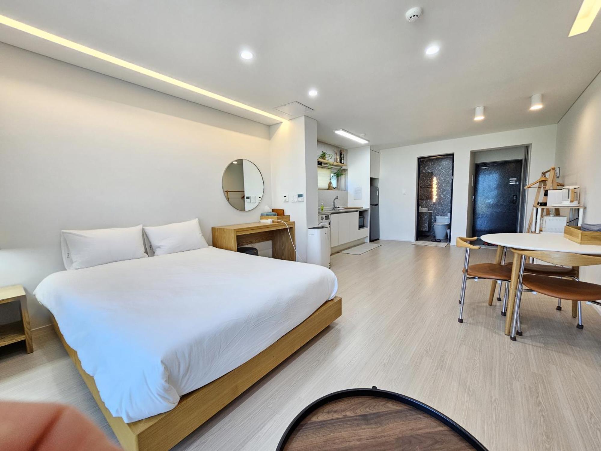 Jeju Badayeon Villa Seogwipo Exterior photo