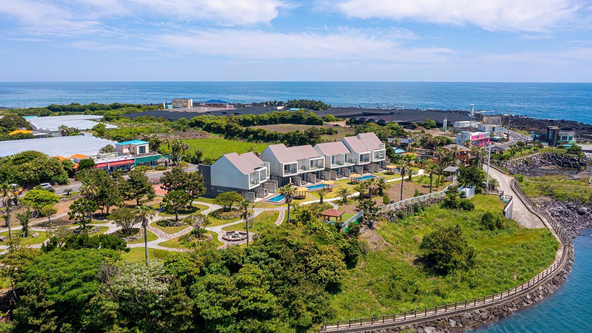 Jeju Badayeon Villa Seogwipo Exterior photo